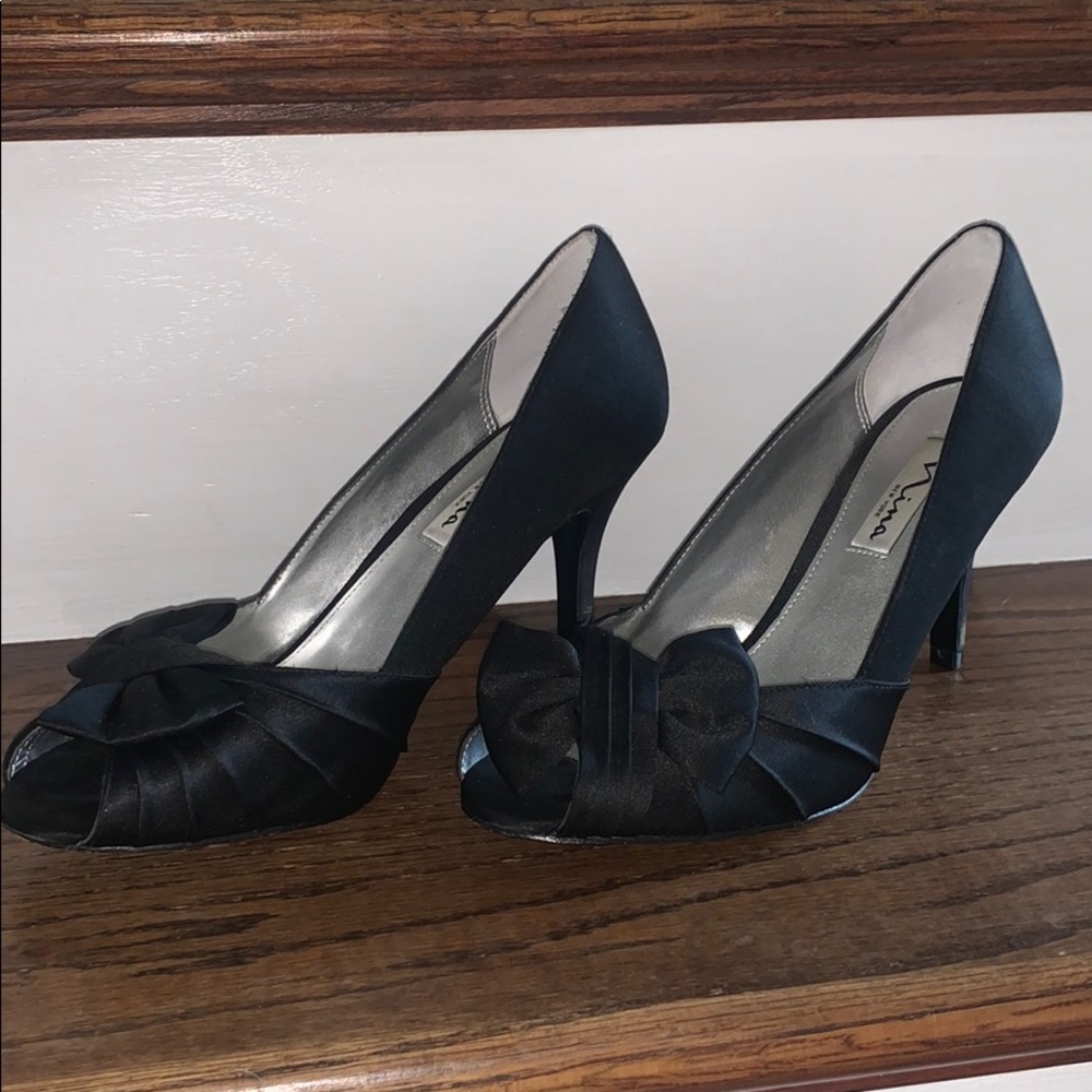 Formal shoes